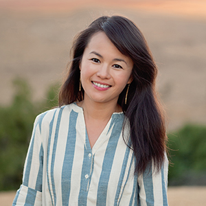 Yaling Hou Suzuki - Flowie Studio