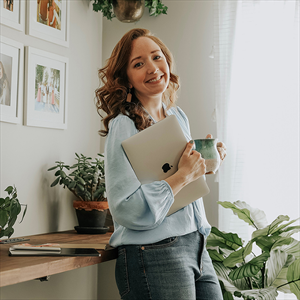 Hollei Hayes - Hollei Anne Design Co.