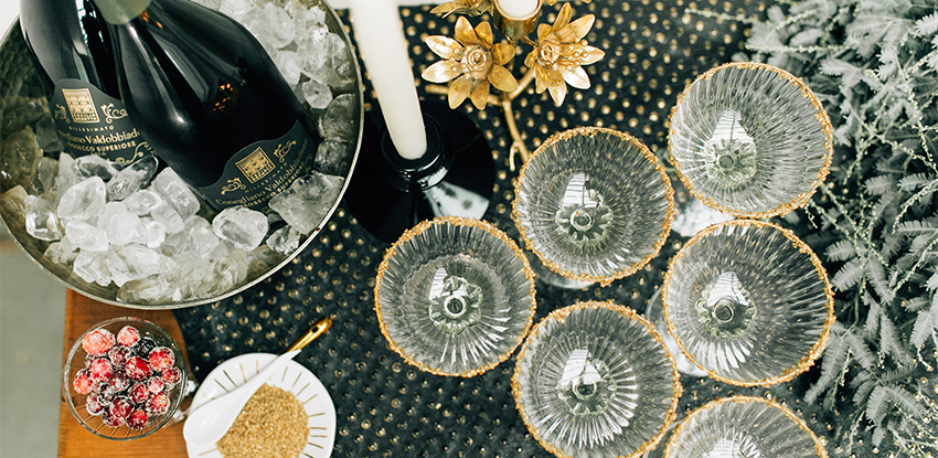 holiday party planning | photo by Jenna Bechtholt Photography