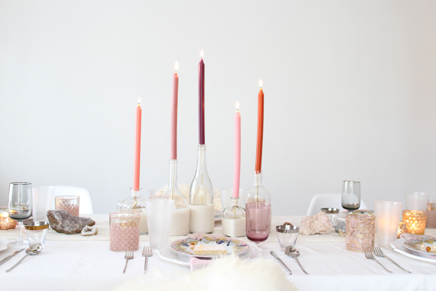 3 Thanksgiving Tablescapes That Break All The Rules