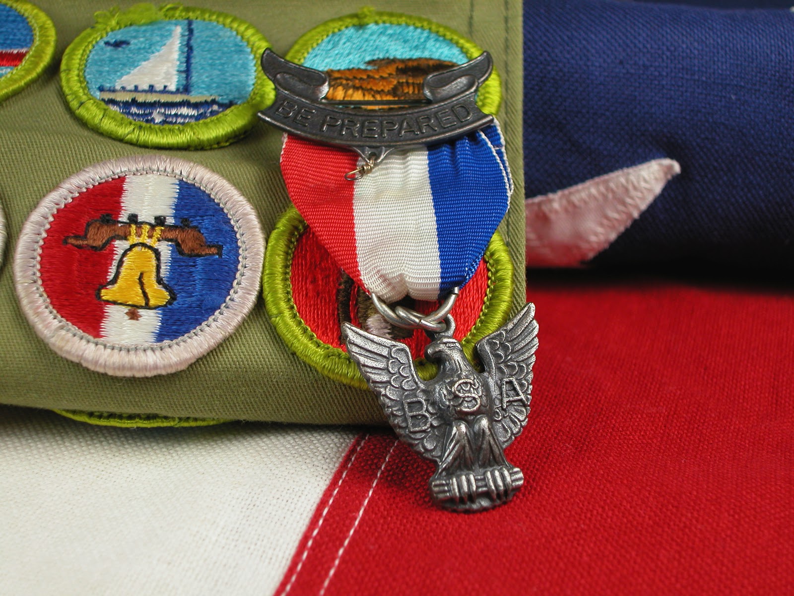 Eagle Scout Invitations: Badges and pin