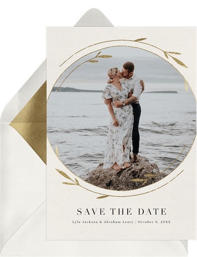 Save the Date Text Invites: How to Share the News About Your Day