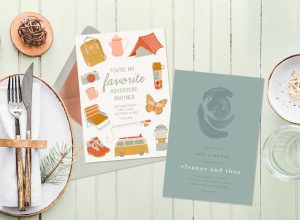 Anniversary ideas: table setting with anniversary cards