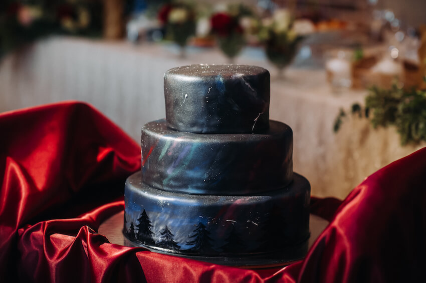 Black wedding cake