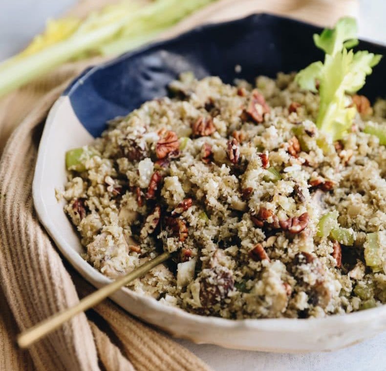 Non-traditional thanksgiving dinner ideas: Cauliflower rice stuffing