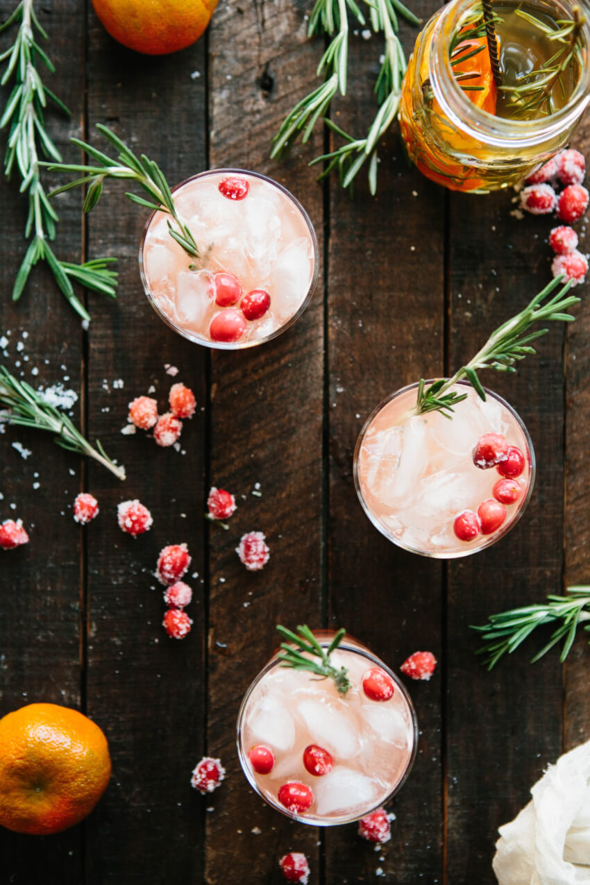 easy holiday cocktail recipe