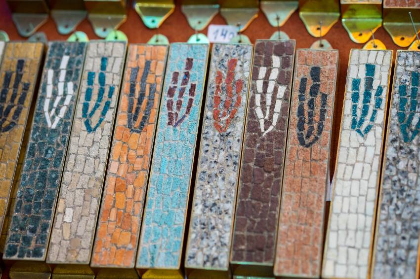 Bat mitzvah gifts: mezuzah