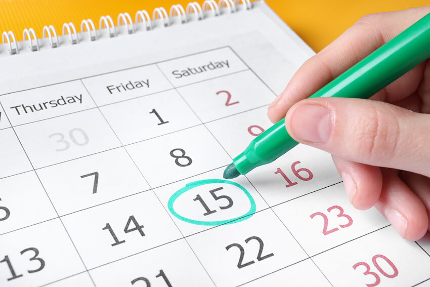 Surprise birthday party: person encircling the number 15 on a calendar