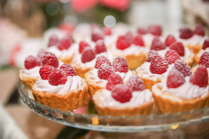Raspberry cupcakes